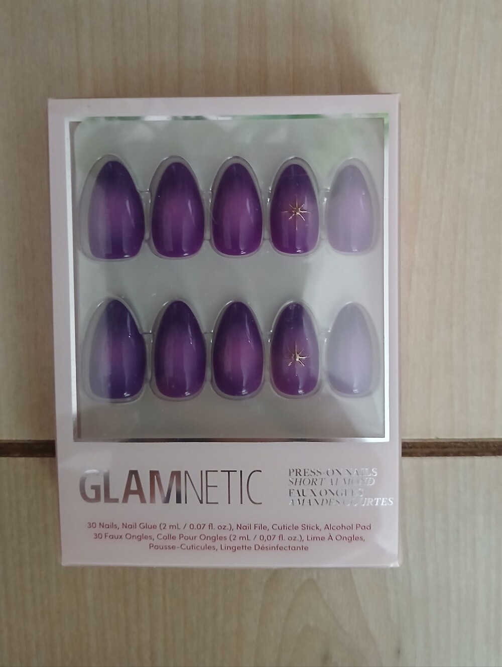 Glamnetics Press On Nails In Short Almond Color ~ Tarot ~ A Beaury - Picture 3 of 3